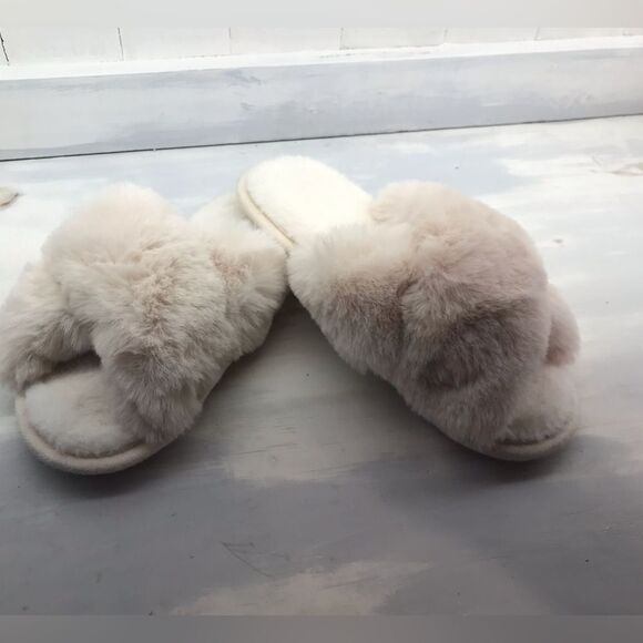 Zizor Fluffy Open Toe Slipper - Picture 1 of 5